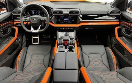 Lamborghini Urus I, 2025 год, 53 000 000 рублей, 21 фотография