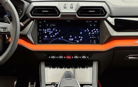 Lamborghini Urus I, 2025 год, 53 000 000 рублей, 28 фотография