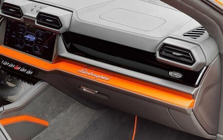 Lamborghini Urus I, 2025 год, 53 000 000 рублей, 31 фотография