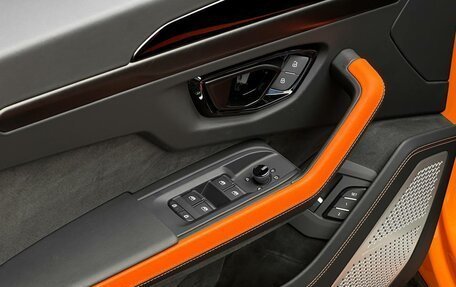 Lamborghini Urus I, 2025 год, 53 000 000 рублей, 38 фотография
