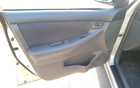 Toyota Corolla, 2003 год, 590 000 рублей, 7 фотография