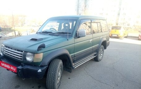 Mitsubishi Pajero III рестайлинг, 1995 год, 450 000 рублей, 2 фотография