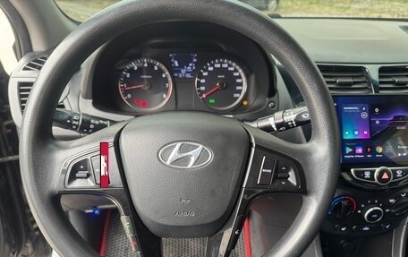 Hyundai Solaris II рестайлинг, 2011 год, 750 000 рублей, 11 фотография
