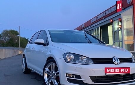 Volkswagen Golf VII, 2013 год, 980 000 рублей, 2 фотография
