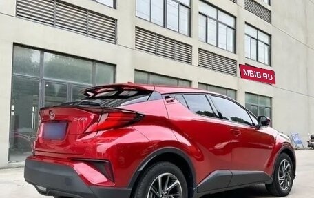 Toyota C-HR I рестайлинг, 2021 год, 1 630 000 рублей, 7 фотография