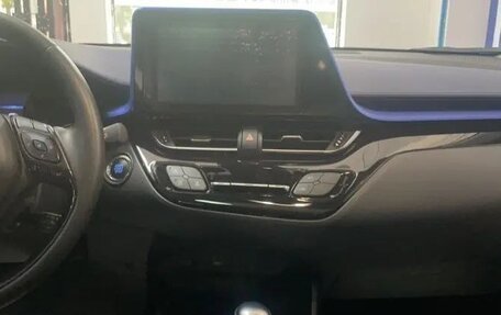 Toyota C-HR I рестайлинг, 2021 год, 1 630 000 рублей, 16 фотография