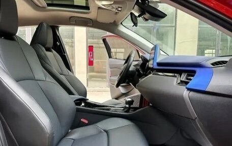 Toyota C-HR I рестайлинг, 2021 год, 1 630 000 рублей, 19 фотография