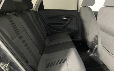 Volkswagen Polo VI (EU Market), 2017 год, 1 200 000 рублей, 14 фотография