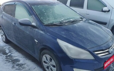 Hyundai Solaris II рестайлинг, 2015 год, 904 000 рублей, 1 фотография