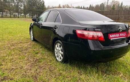 Toyota Camry, 2009 год, 1 000 000 рублей, 2 фотография