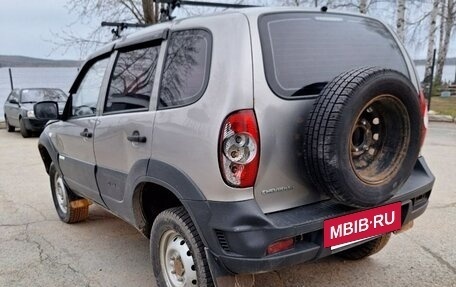 Chevrolet Niva I рестайлинг, 2014 год, 450 000 рублей, 5 фотография