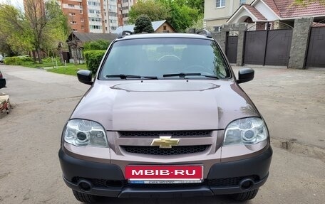 Chevrolet Niva I рестайлинг, 2014 год, 626 000 рублей, 3 фотография