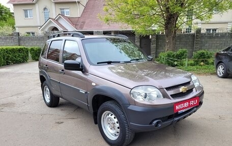 Chevrolet Niva I рестайлинг, 2014 год, 626 000 рублей, 4 фотография