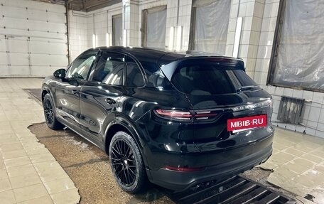 Porsche Cayenne III, 2019 год, 6 700 000 рублей, 3 фотография