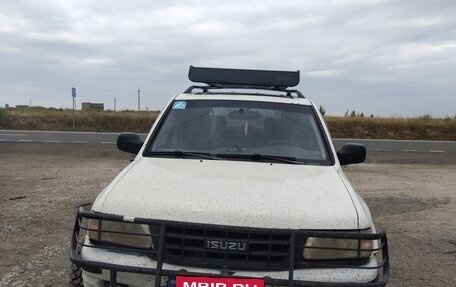 Isuzu Rodeo II, 2000 год, 700 000 рублей, 1 фотография