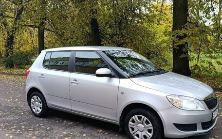Skoda Fabia II, 2011 год, 520 000 рублей, 3 фотография