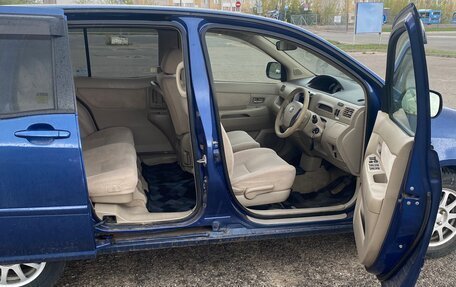 Toyota Raum II, 2003 год, 590 000 рублей, 5 фотография