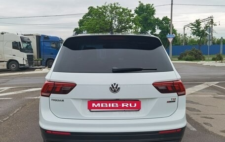 Volkswagen Tiguan II, 2017 год, 2 750 000 рублей, 4 фотография