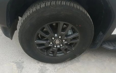 Toyota Land Cruiser Prado, 2024 год, 8 500 000 рублей, 20 фотография