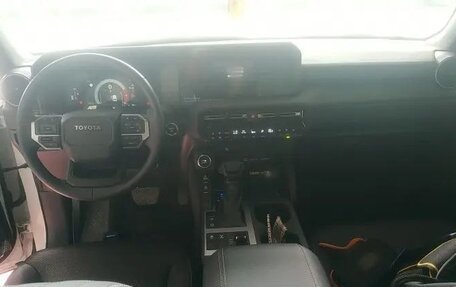 Toyota Land Cruiser Prado, 2024 год, 8 500 000 рублей, 24 фотография