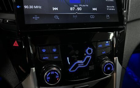 Hyundai Sonata VI, 2012 год, 963 000 рублей, 16 фотография