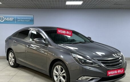 Hyundai Sonata VI, 2012 год, 963 000 рублей, 3 фотография