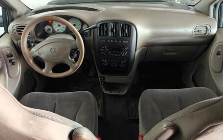 Dodge Caravan IV, 2001 год, 440 000 рублей, 11 фотография