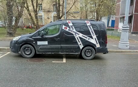 Peugeot Partner II рестайлинг 2, 2011 год, 350 000 рублей, 1 фотография