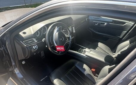 Mercedes-Benz E-Класс, 2015 год, 2 700 000 рублей, 1 фотография