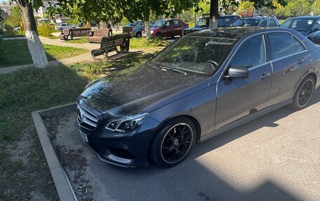Mercedes-Benz E-Класс, 2015 год, 2 700 000 рублей, 10 фотография