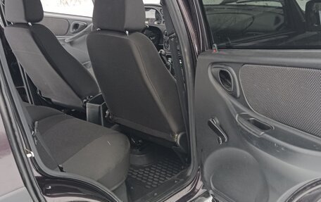 Chevrolet Niva I рестайлинг, 2012 год, 650 000 рублей, 30 фотография