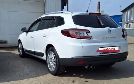 Renault Megane III, 2010 год, 800 000 рублей, 2 фотография