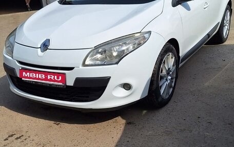 Renault Megane III, 2010 год, 800 000 рублей, 6 фотография