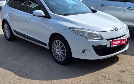Renault Megane III, 2010 год, 800 000 рублей, 8 фотография