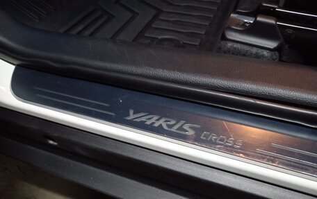 Toyota Yaris Cross, 2020 год, 2 000 000 рублей, 2 фотография