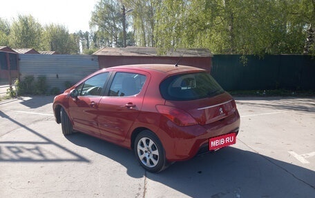 Peugeot 308 II, 2011 год, 850 000 рублей, 3 фотография