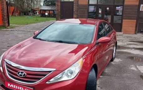 Hyundai Sonata VI, 2014 год, 1 350 000 рублей, 2 фотография