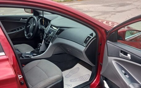 Hyundai Sonata VI, 2014 год, 1 350 000 рублей, 7 фотография