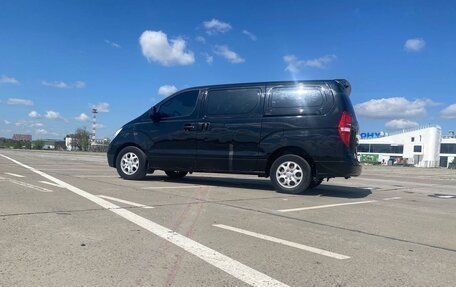 Hyundai Grand Starex Grand Starex I рестайлинг 2, 2008 год, 950 000 рублей, 9 фотография