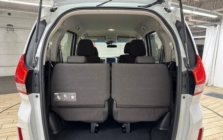 Honda Freed II, 2022 год, 1 370 000 рублей, 28 фотография