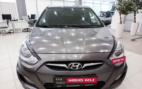Hyundai Solaris II рестайлинг, 2012 год, 607 000 рублей, 2 фотография