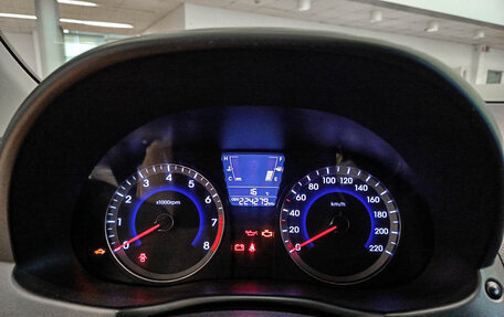 Hyundai Solaris II рестайлинг, 2012 год, 607 000 рублей, 16 фотография