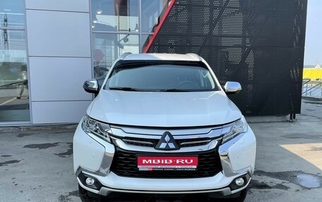 Mitsubishi Pajero Sport III рестайлинг, 2018 год, 2 750 000 рублей, 1 фотография