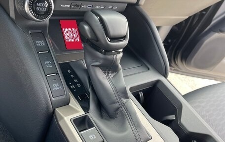 Toyota Land Cruiser Prado, 2024 год, 9 500 000 рублей, 19 фотография