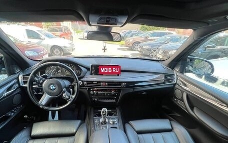 BMW X5, 2017 год, 3 800 000 рублей, 7 фотография