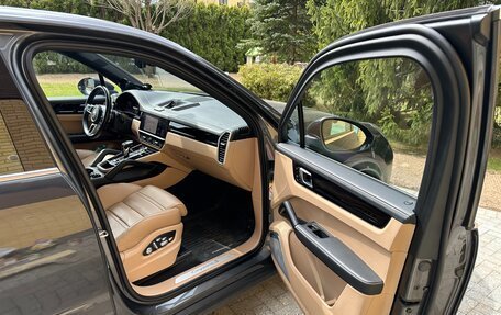 Porsche Cayenne III, 2021 год, 9 200 000 рублей, 13 фотография