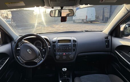 KIA cee'd I рестайлинг, 2008 год, 700 000 рублей, 4 фотография