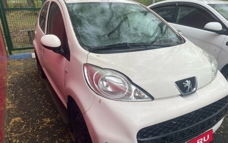 Peugeot 107 I рестайлинг, 2011 год, 350 000 рублей, 3 фотография