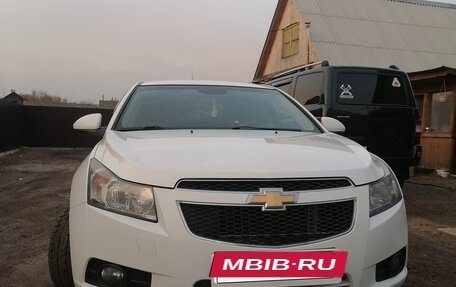 Chevrolet Cruze II, 2011 год, 715 000 рублей, 2 фотография