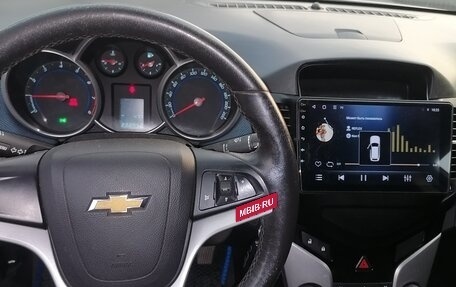 Chevrolet Cruze II, 2011 год, 715 000 рублей, 4 фотография